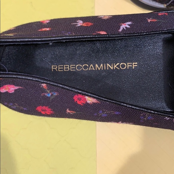 Rebecca Minkoff Floral Black Canvas Shoes 7.5 - Picture 5 of 6